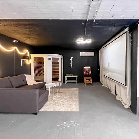 A Avec Sauna - Parking Prive - 6 Couchages Тулон